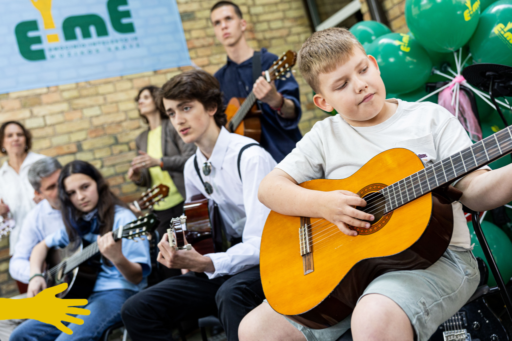 Skambanti vasara, EIME mokslo metu uzdarymo svente, EIME muzikos mokykla Vilniuje, muzikos pamokos Vilniuje