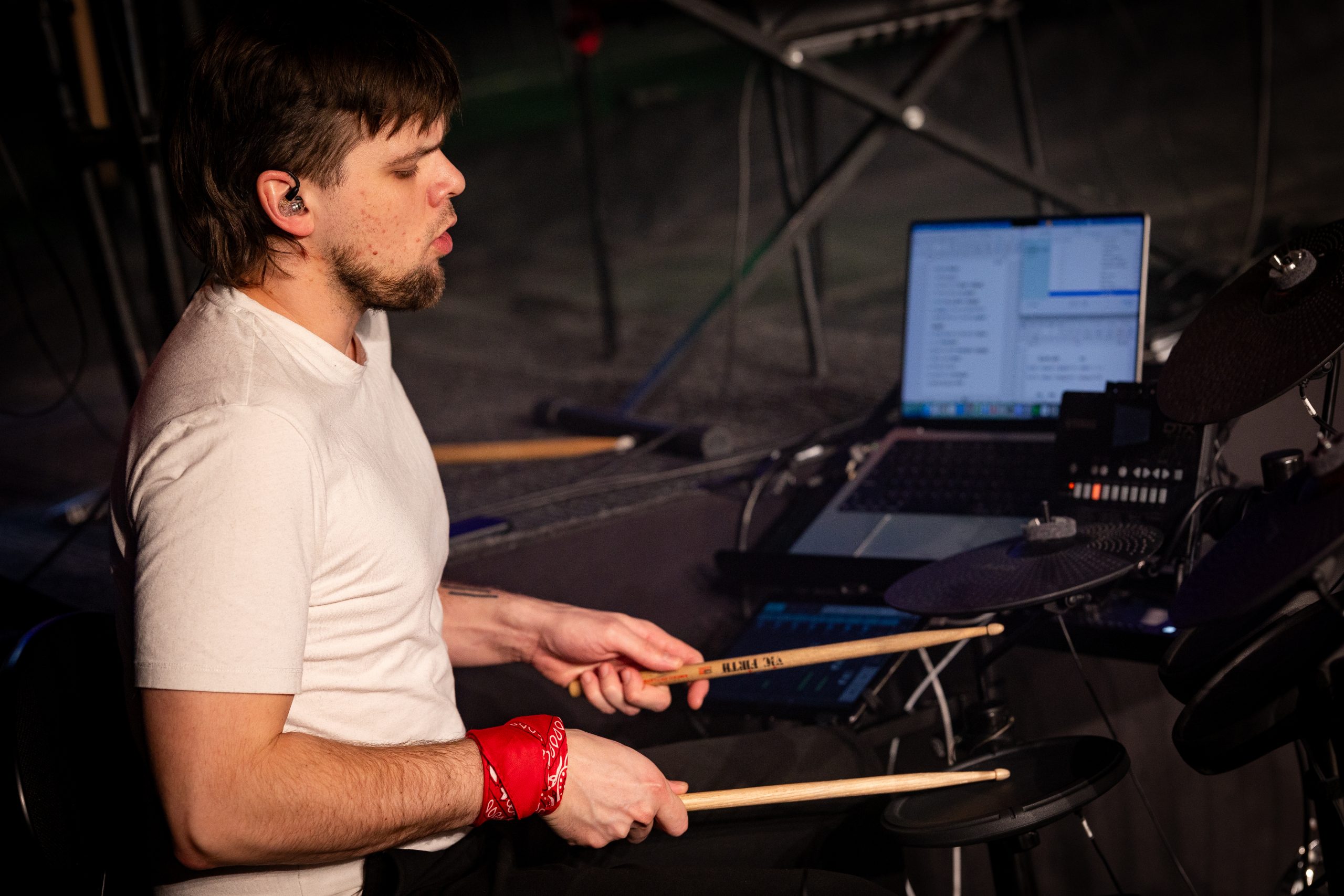 EIME būgnų pamokos muzikos mokykla Vilniuje